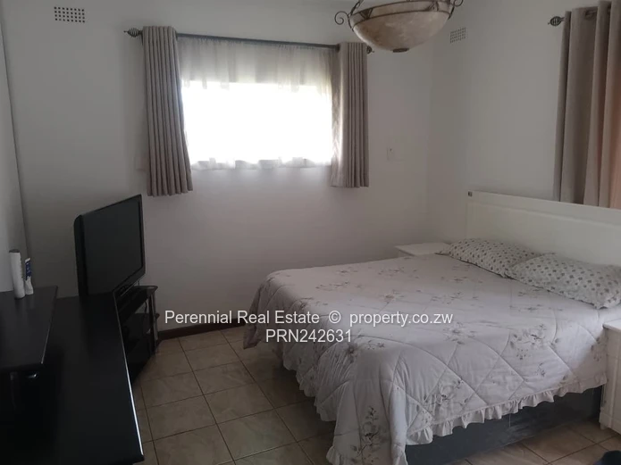 House for rent in Braeside