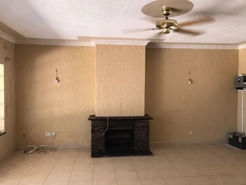 3 Bedroom Flat & Apartment