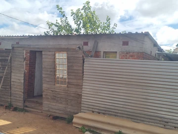 Commercial & Industrial Land