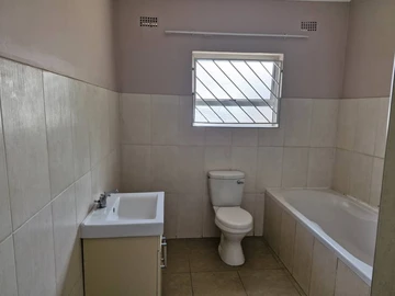 2 Bedroom Garden Flat