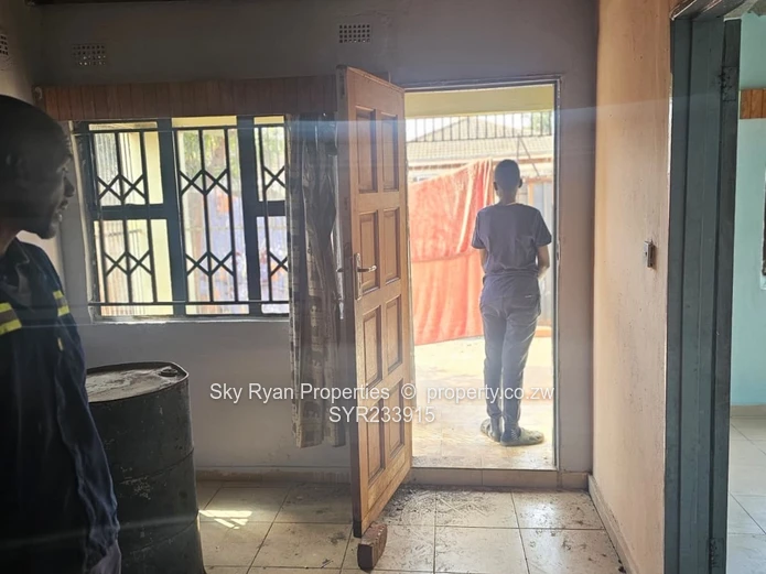 Warren Park 1 House For Sale