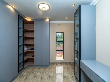 4 Unit Townhouse Complex