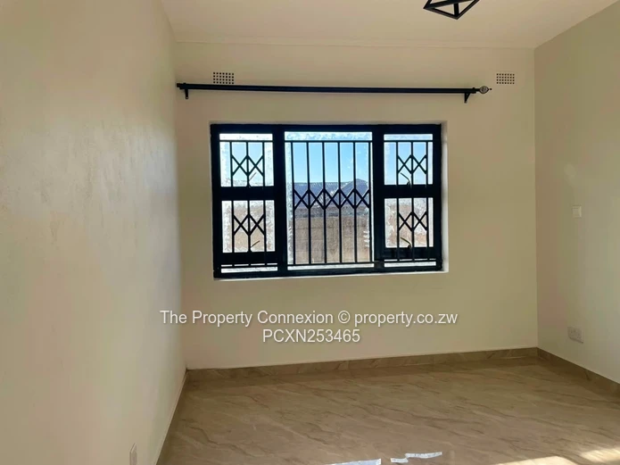 Modern 3-Bedroom Executive Apartment in Tynwald – Prestigious Gated Community