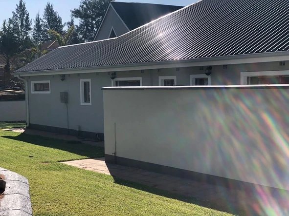 4 Bedroom Flat & Apartment