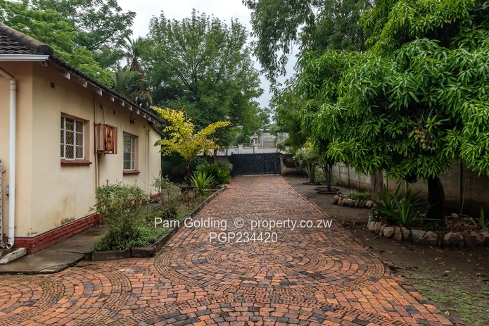 House for Sale – Mt Pleasant, Seagate Road