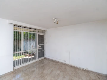 3 Bedroom Garden Flat