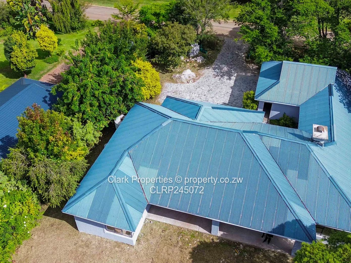 Fairway Views! (Sole Mandate)