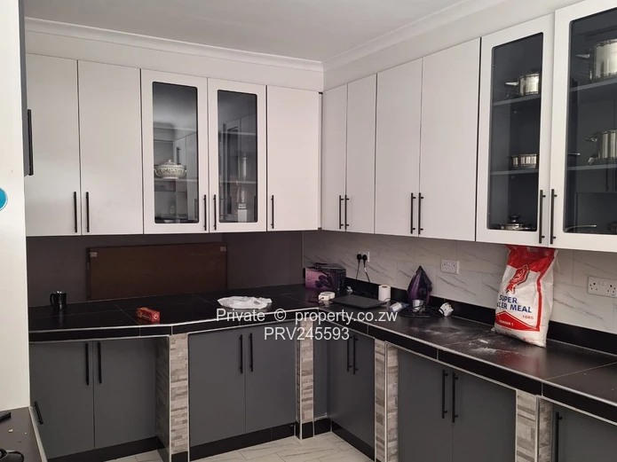 Near, modern duplex apartment to rent  (Sole Mandate)
