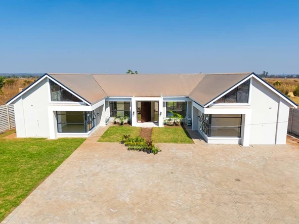 5 Bedroom House