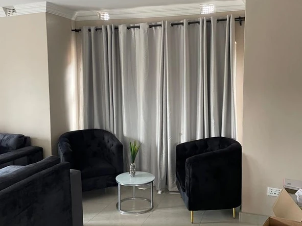 3 Bedroom Flat & Apartment