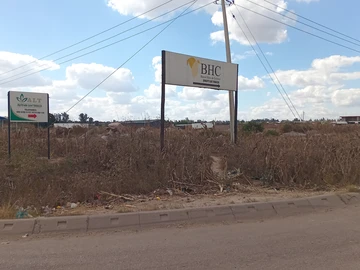 Commercial & Industrial Land