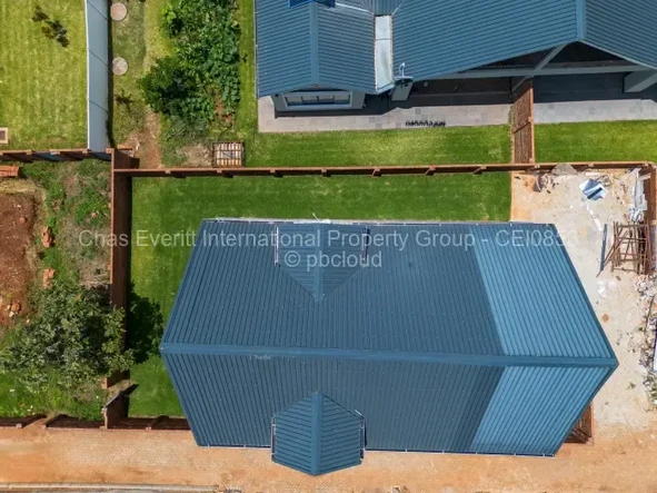 3 Bedroom Flat & Apartment
