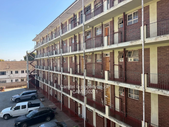 The Rembrandt: 1-Bed Harare CBD Flat with Borehole