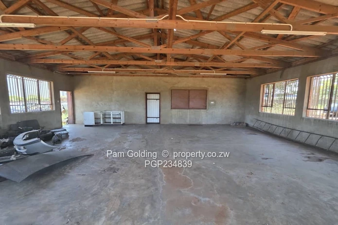 Versatile Commercial Stand In Kelvin West