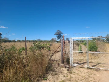 Farm & Agricultural Land