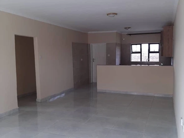3 Bedroom Flat & Apartment