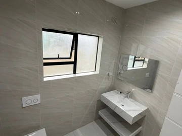 2 Bedroom Garden Flat