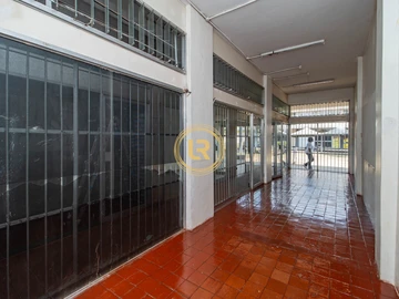 Shop & Retail Property