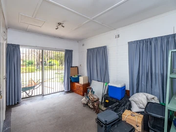 12 Bedroom House