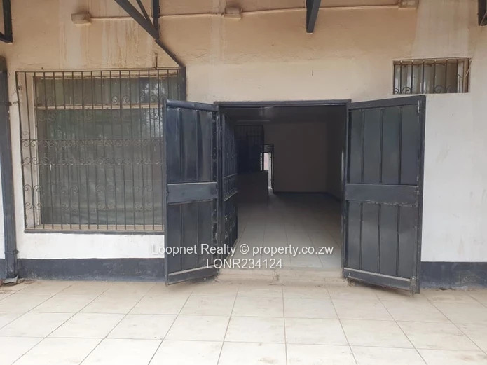200m² Tiled Retail Shop at Huruyadzo Shopping Centre, St Marys — Secure w/ Storage (Sole Mandate)