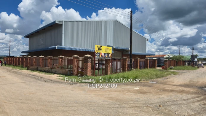 Workshop for sale in Turf Mhondoro Ngezi near Zimplats