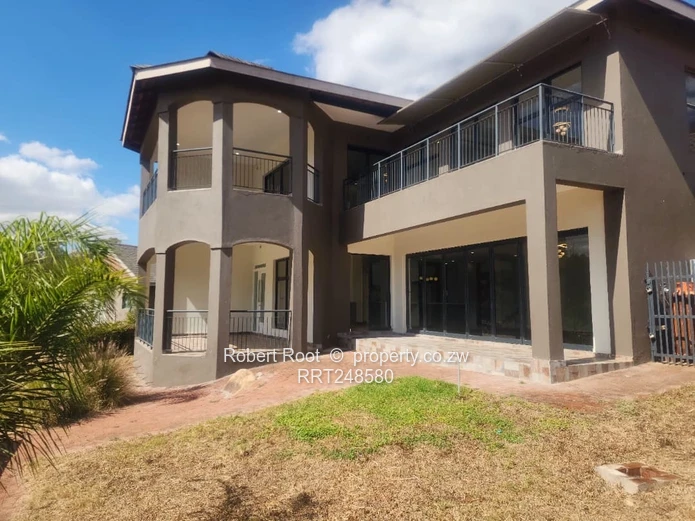 Luxury Home To Rent – Helensvale