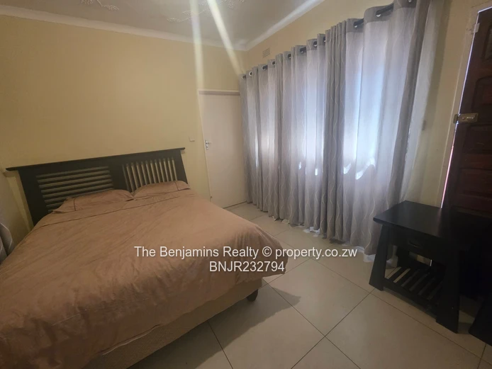 Fully Furnished Home In Greendale