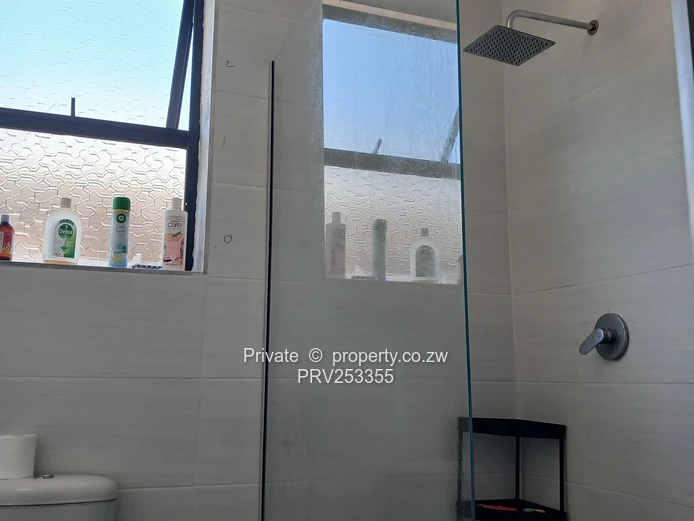 Spacious 2-Bedroom Unit for Rent - Arlington East