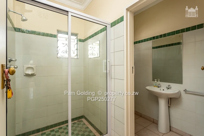 Townhouse For Rent In Belgravia