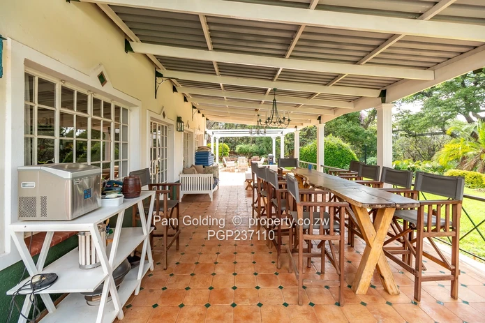 Luxury Character  Family Home!!!!!!! (Sole Mandate)