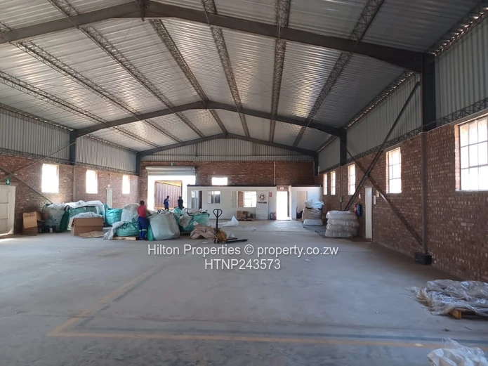 Hillside Rd Ext Industrial: 450m² Warehouse