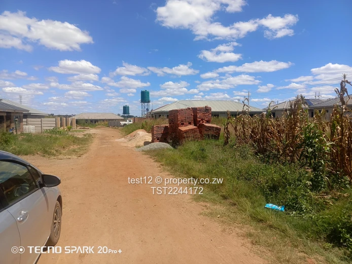 Budiriro stand for sale  (Sole Mandate)