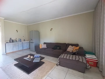 2 Bedroom Garden Flat
