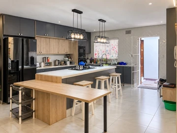 3 Bedroom Garden Flat