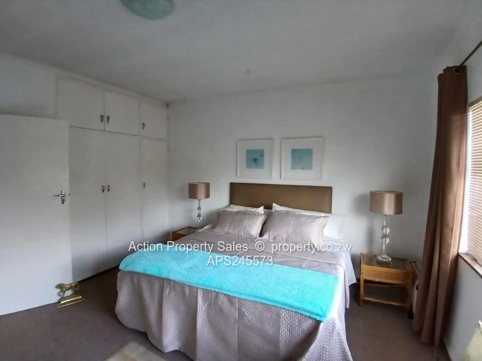 Fully Furnished 2 Bed Garden Flat! 