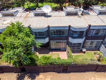 3 Bedroom Garden Flat