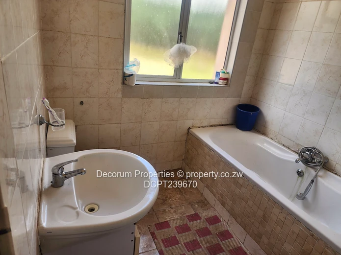 Stately Borrowdale 6-Bed Home — Pool, Borehole & Gardens