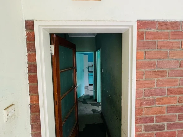 Commercial & Industrial Land