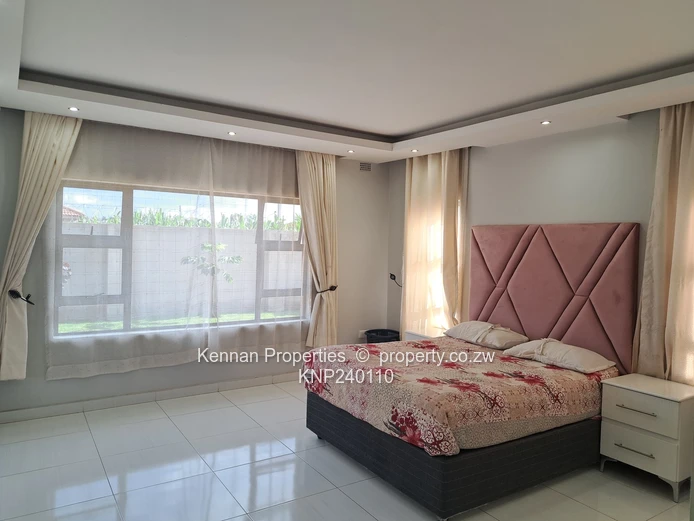 Lovely  5 bed family home!