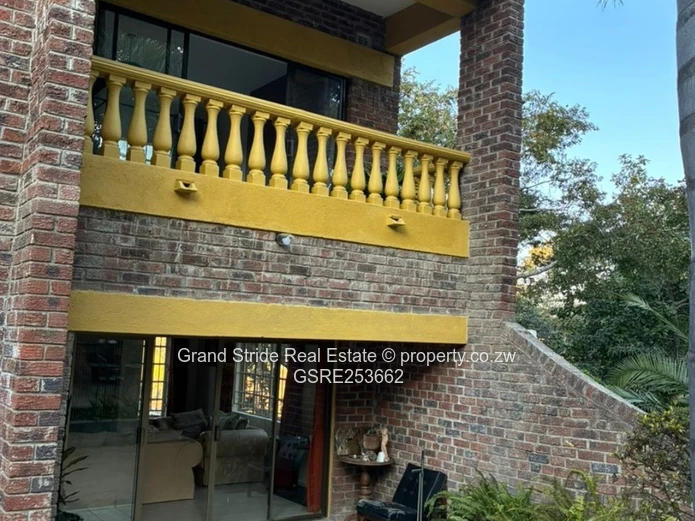 Double Storey Mansion Villa To Let