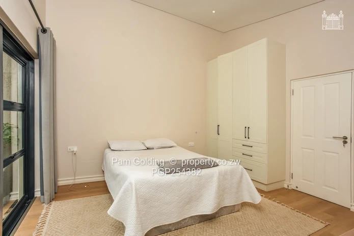 3 Bed 3 Bath Townhouse