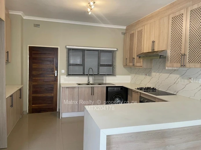 9onCottenham Luxury Apartment for Rent 