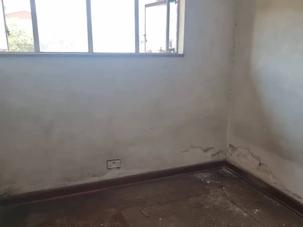 2 Bedroom Flat & Apartment