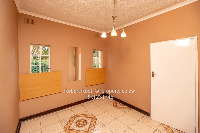 Prime office space along Ascot Road Avondale West!