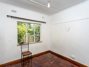 2 Bedroom Garden Flat