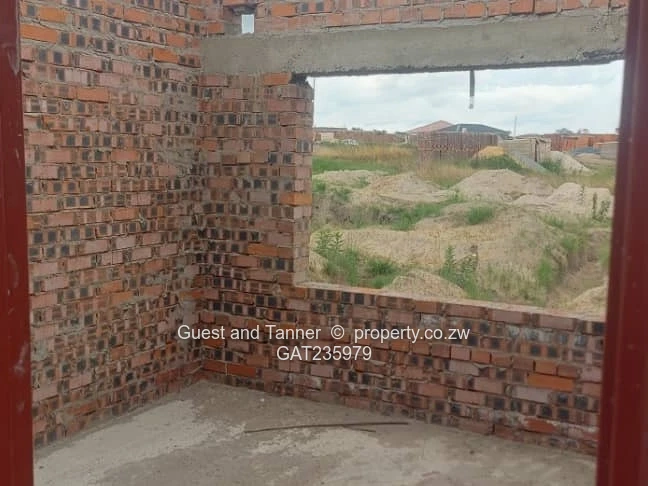 Incomplete 3-Bedroom House for Sale in Donnybrook Goshen City – Prime Location Near Zimre Park