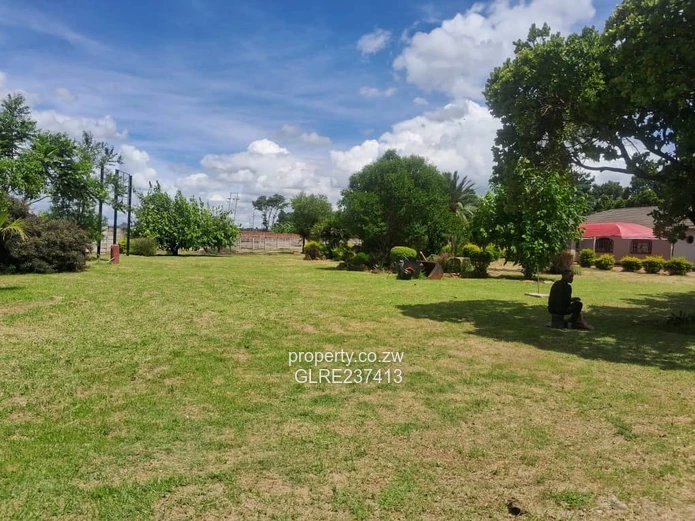 Mt Pleasant 5 Bed Offices along harare drive 