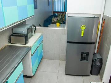 2 Bedroom Flat & Apartment