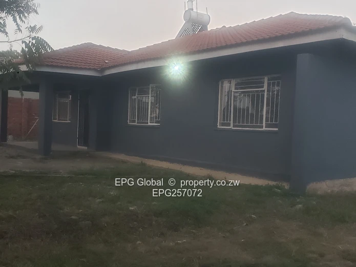 Solid Family house available for letting  