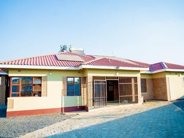 4 Bedroom House